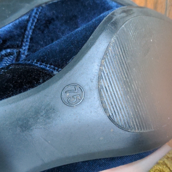 Blue velvet Candies booties - Picture 5 of 7